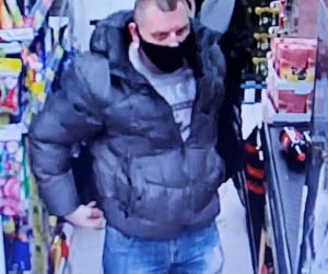 Ta para jest na celowniku policji z Bydgoszczy. Zobacz jak wyglądają! 