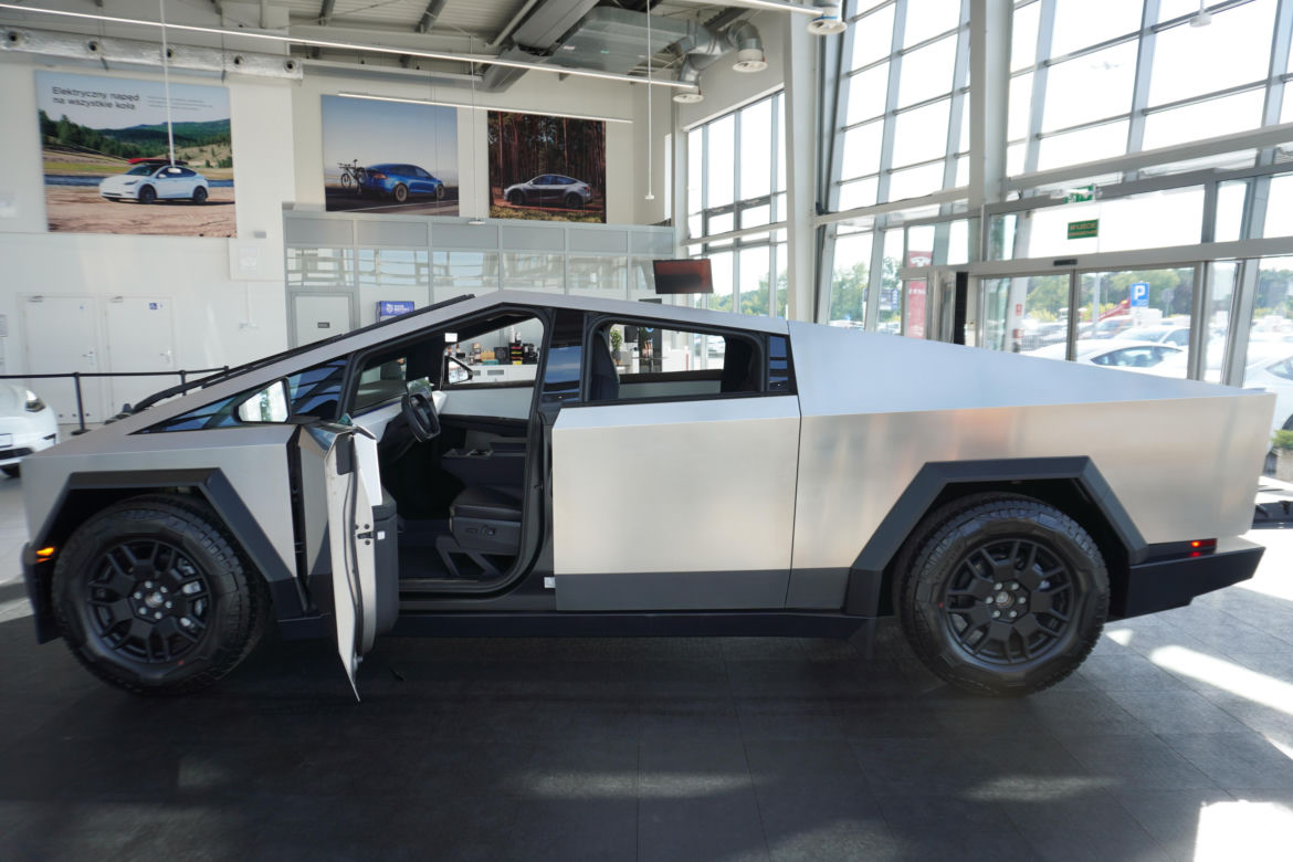 Tesla Cybertruck 