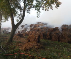 Pożar słomy w Dąbrowicy
