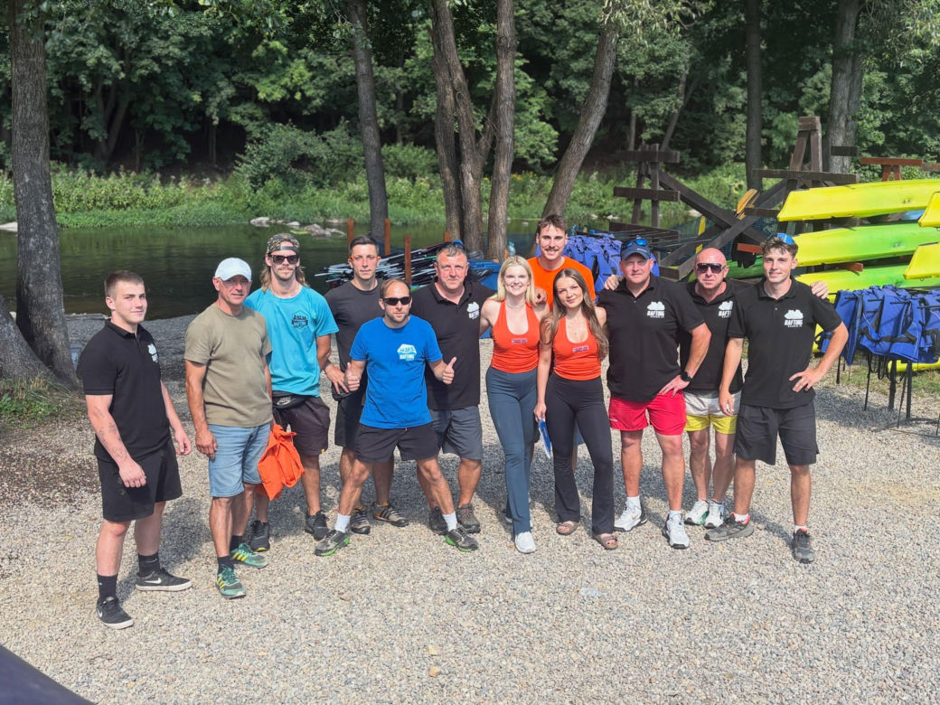 Kajaki, pontony i letnia atmosfera. ESKA Summer City zawitało do Rafting Bardo