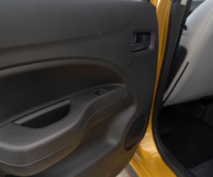 Mitsubishi Space Star 1.2 MIVEC CVT Insport (2020)