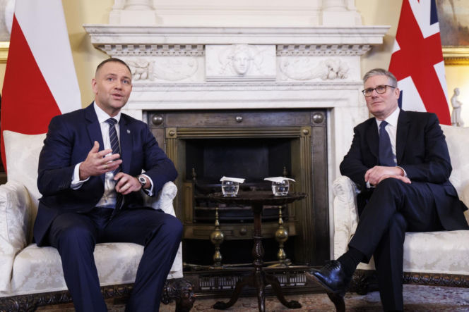 Karol Nawrocki, Keir Starmer