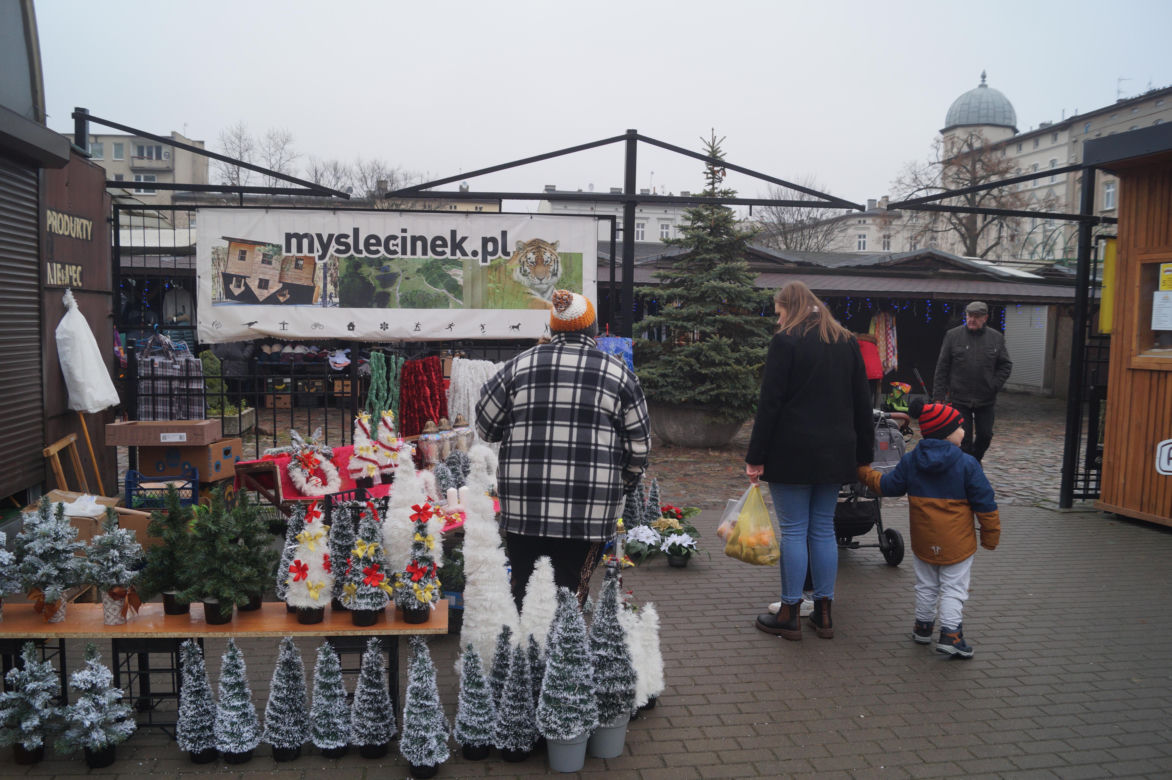Parking podziemny, targowisko i więcej zieleni. Tak zmieni się plac Piastowski