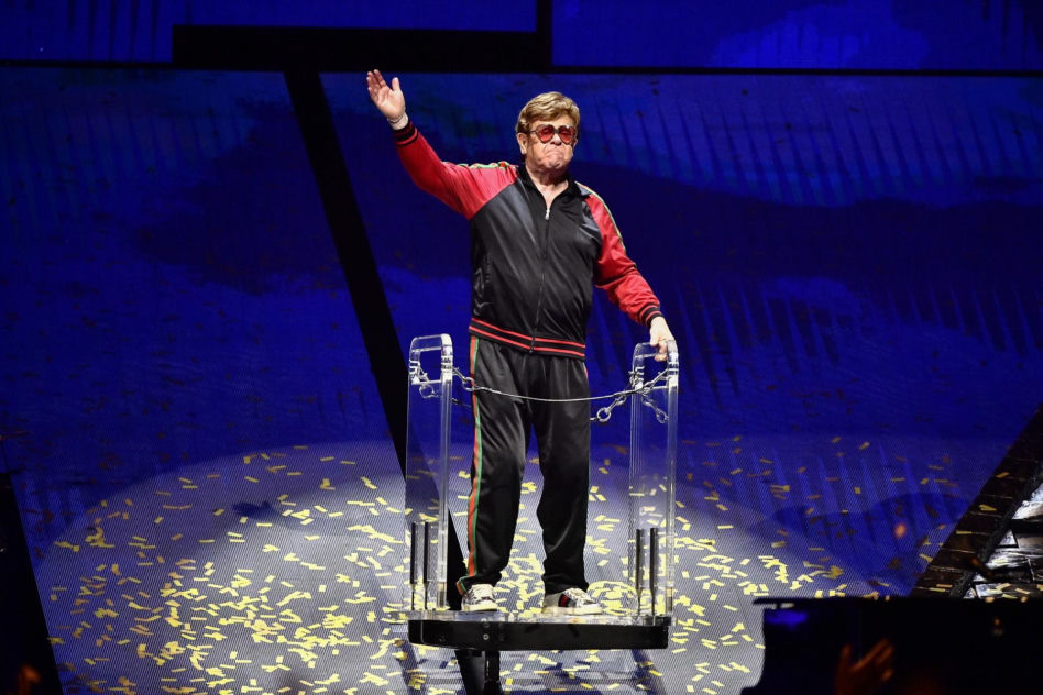 Elton John w szpitalu! "Upadł w swojej rezydencji"