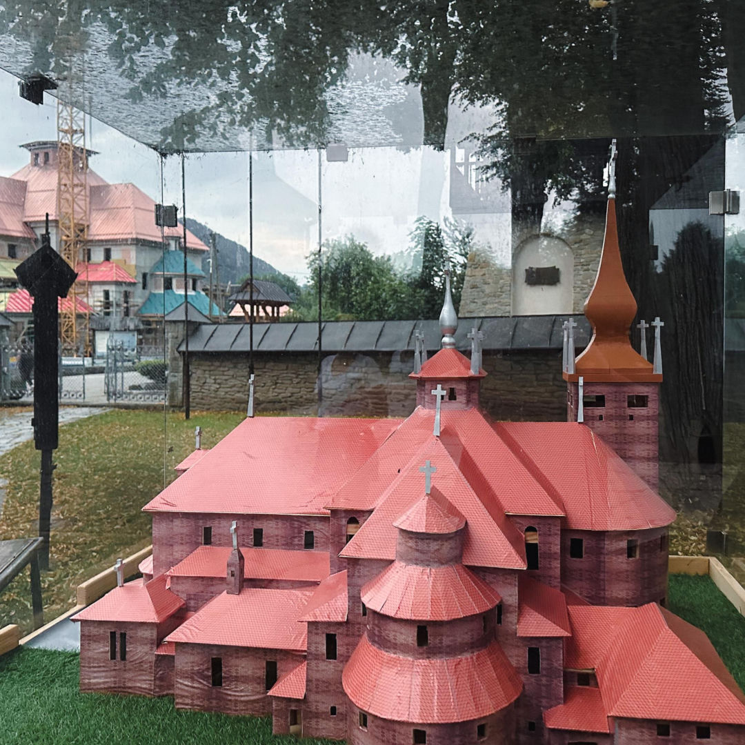 Budowa nowego kościoła w Ochotnicy Dolnej