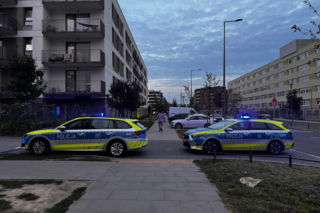 Tajemnicza akcja służb na warszawskiej Pradze. To już kolejny incydent na tej samej ulicy