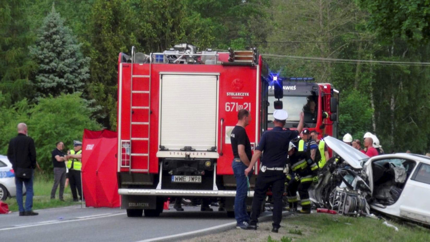 Tragiczny wypadek w Kalinowcu. Auta stanęły w ogniu po czołowym zderzeniu. Jedna osoba nie żyje