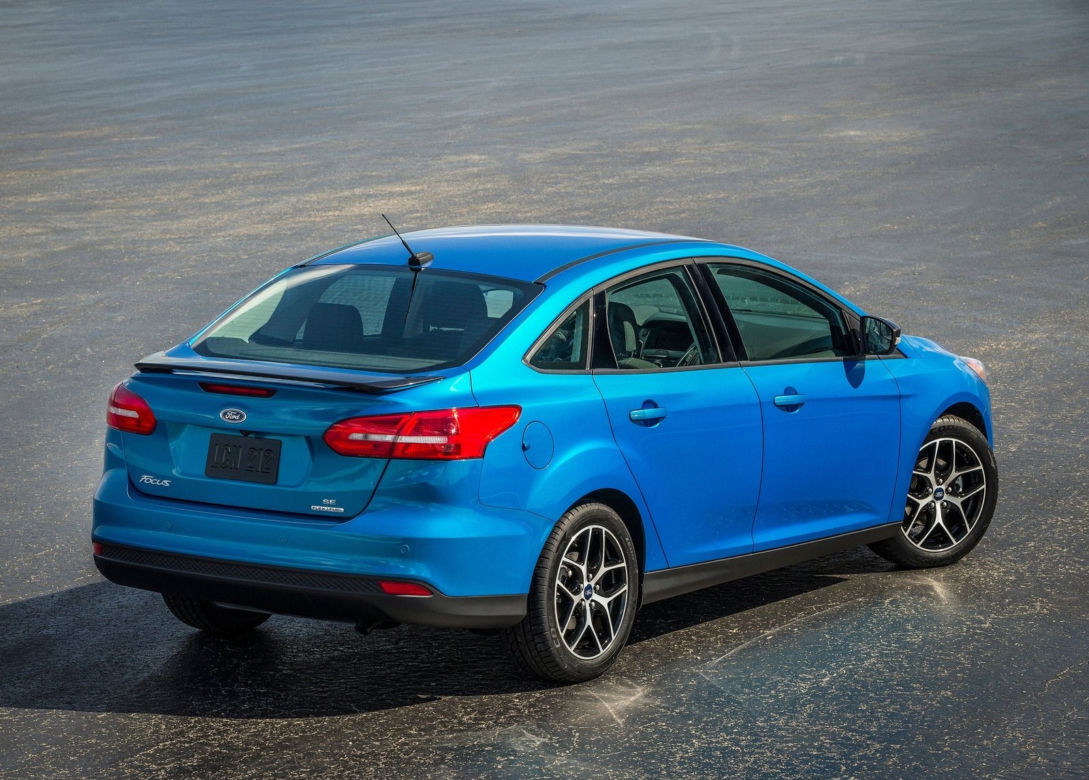 Ford Focus Sedan 2015