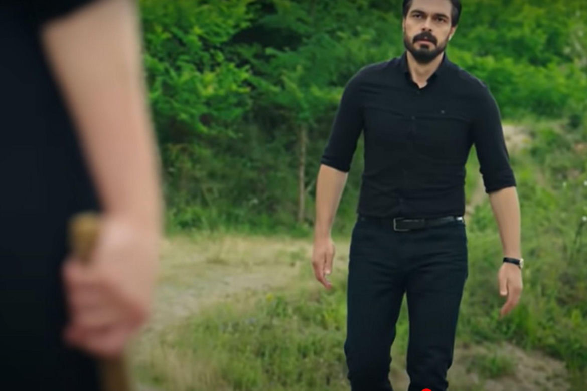 Koniec "Emanet". Dramatyczne sceny w finale 1. sezonu serialu "Dziedzictwo" 