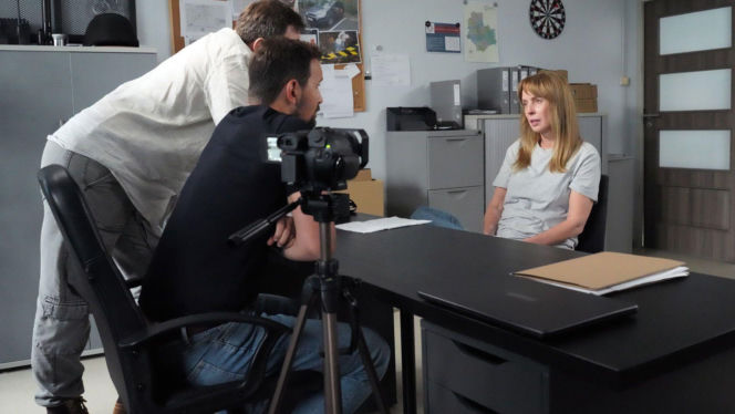 Barwy szczęścia odc. 3318 Agnieszka (Katarzyna Tlałka), Marcin Kodur (Oskar Stoczyński), Majak (Łukasz Borkowski)