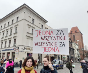 Toruń miał swoją manifestację feministyczną. Zobacz jak wyglądała