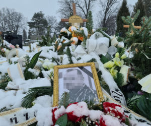  Oleszyce. Grzegorz zginął, przysypany przez kukurydzę. Morze kwiatów na jego grobie [ZDJĘCIA]