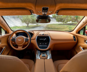 Aston Martin DBX (2020)