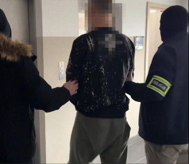 Atak na policjantów w Toruniu. Sprawca aresztowany