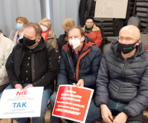 Mieszkańcy znowu na sesji. Tym razem przeciw budowie spalarni i cenie za wywóz śmieci 