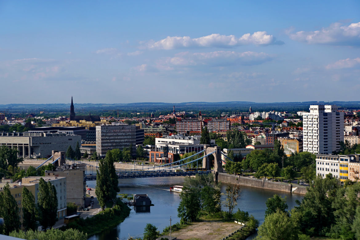Tak wygląda Wrocław ogladany z najwyższego budynku na Przedmieściu Oławskim