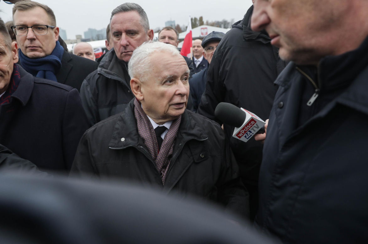 Kolejna miesięcznica smoleńska