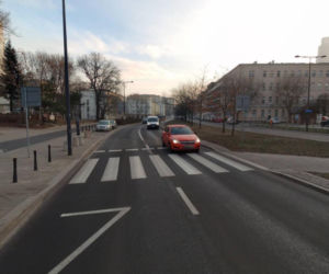 Mieszkańcy nie chcą świateł na przejściu na Woli