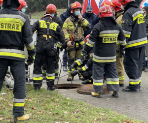 Dramat w Śródmieściu. Mężczyzna wpadł do kanału