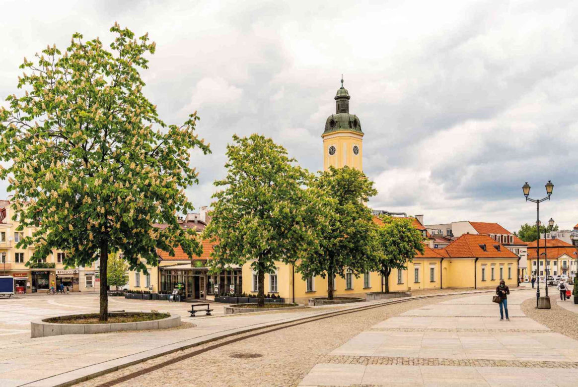 Białystok na starych zdjęciach. Jak się zmienił przed 30 lat? Zdjęcia PRZED i PO