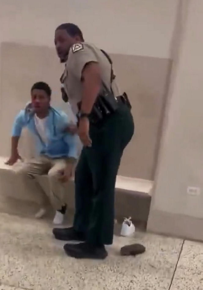 Ojciec rzucił się w sądzie na zabójcę dziecka. Nie miał litości