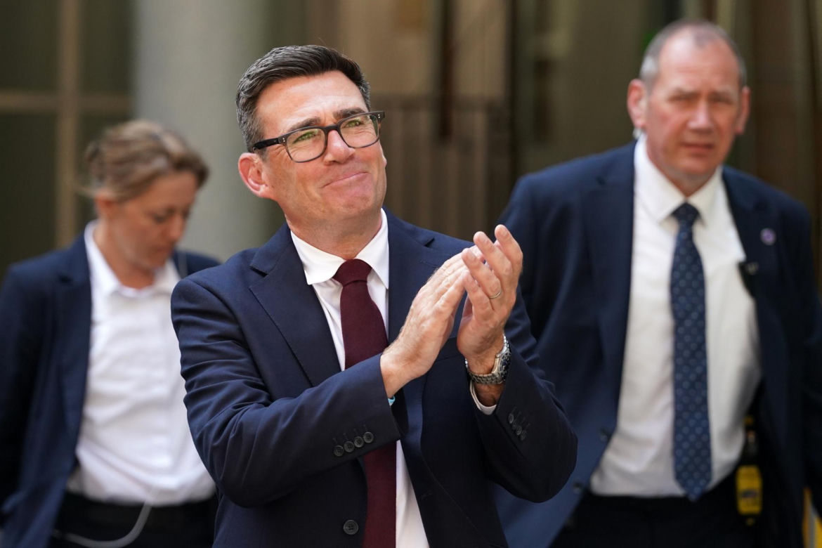 Andy Burnham został w poniedziałek 59. premierem Wielkiej Brytanii - potwierdził Pałac Buckingham