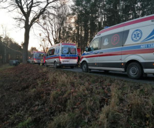 Wypadek na trasie Pilec - Święta Lipka. Siedem osób trafiło do szpitala [FOTO]