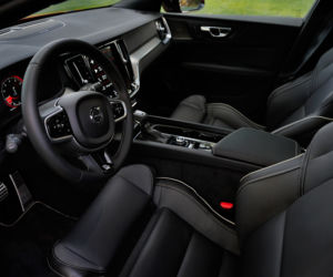 Volvo S60 T5 R Design First Edition