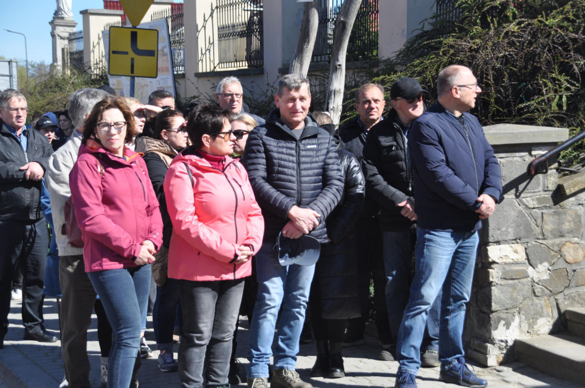 Droga Krzyżowa z Nowej Słupi na Święty Krzyż