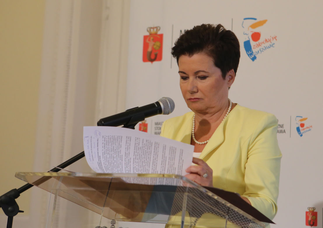 HANNA GRONKIEWICZ-WALTZ ZWALA WINĘ NA URZĘDNIKÓW