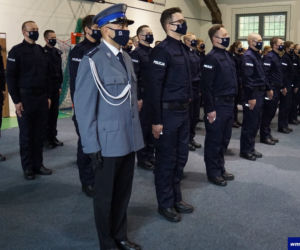 Nowi policjanci na Warmii i Mazurach. Ślubowanie złożyło 45 funkcjonariuszy [ZDJĘCIA]