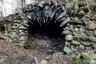 Rzeźba warta fortunę znaleziona w domu celebrytki? Zaskakujące ustalenia