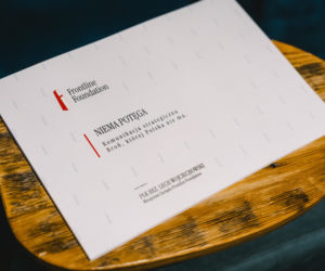 Niema potęga. Frontline Foundation: Polsce brakuje systemu komunikacji strategicznej