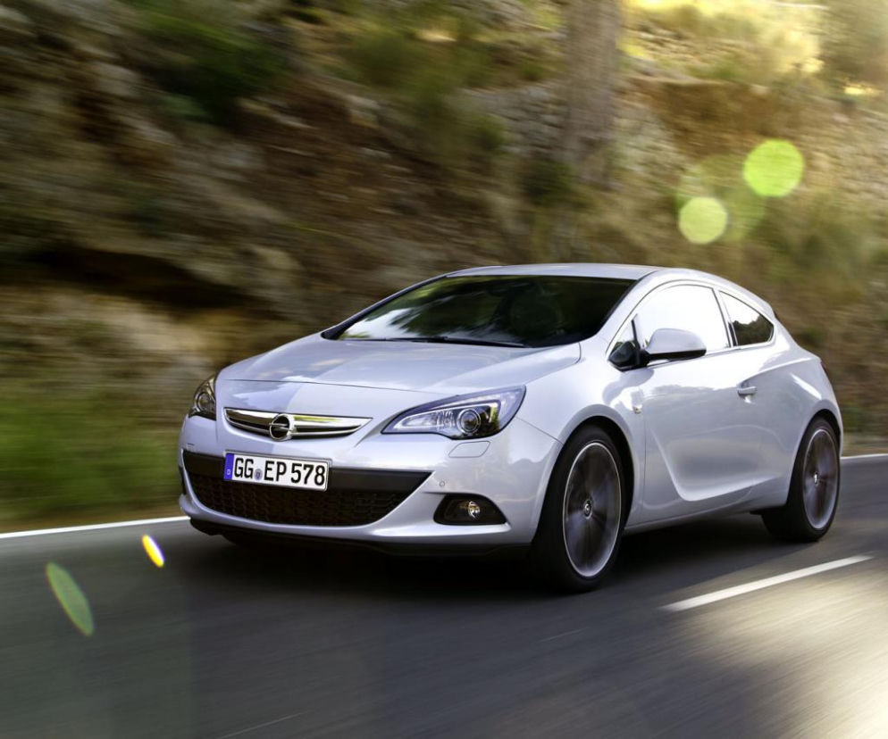 Opel Astra GTC 1.6 CDTI