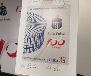 PKO BP na znaczku Poczty Polskie