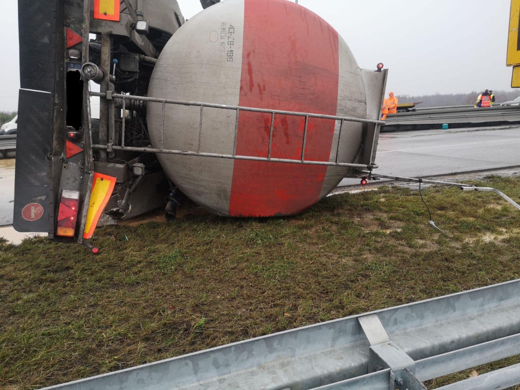 Wypadek na A1 pod Częstochową