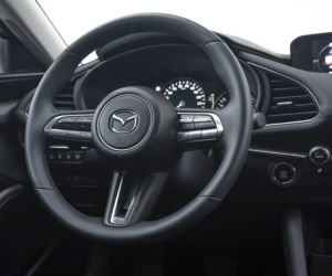 Mazda 3 Sedan Skyactive-G 2.0 122 KM AT6 Hikari