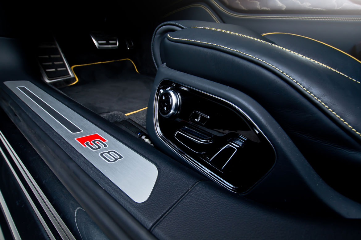 Audi S8 plus 4.0 V8 TFSI quattro