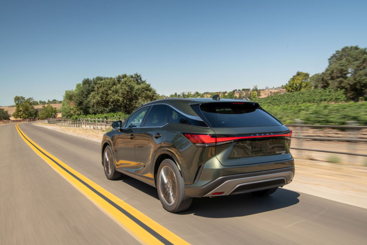 Lexus RX 450h+ AWD (2023)