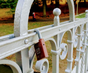 Wyremontowany mostek nad Rusałką