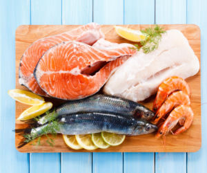 Łosoś czy dorsz? Na Wielki Piątek warto wybrać rybę z myślą o zdrowiu