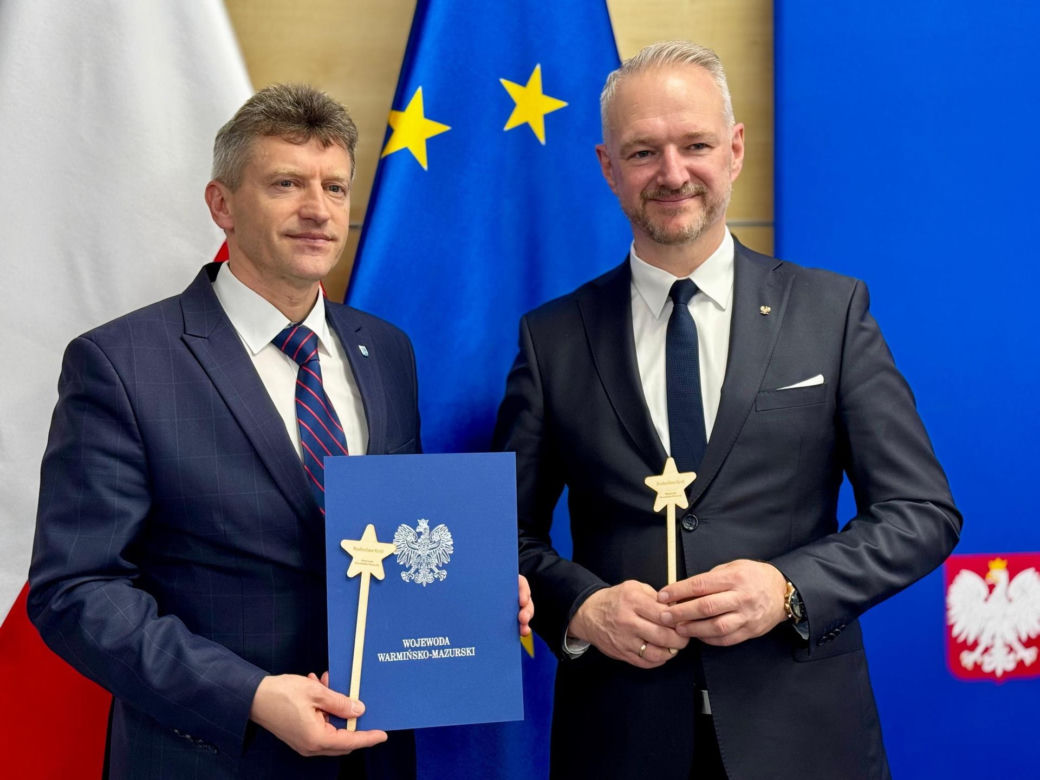 Wojewoda i różdżki.