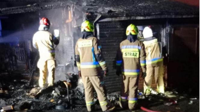 Tragiczny pożar w Borównie. Nie żyją dwie osoby