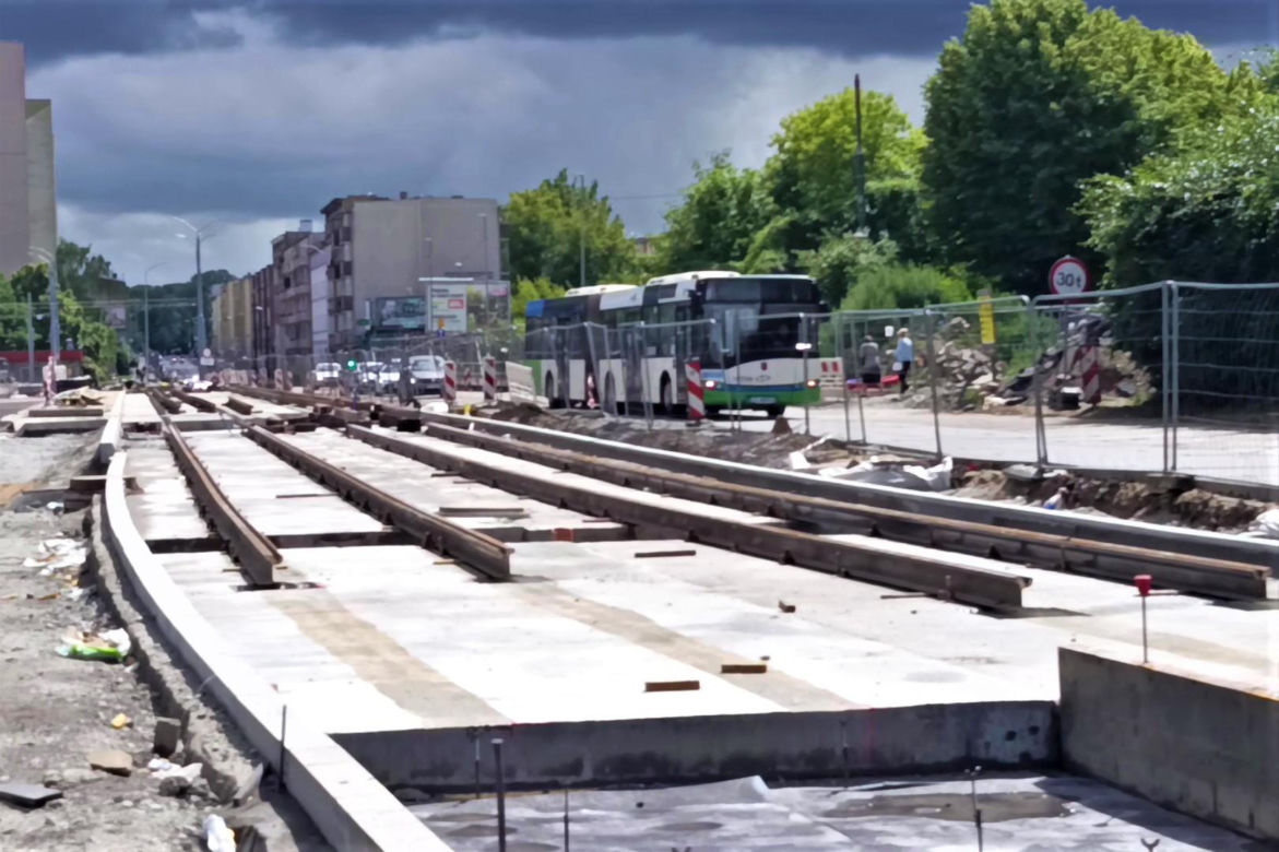 "Torowa rewolucja" na al. Powstańców Wlkp. - czerwiec 2026