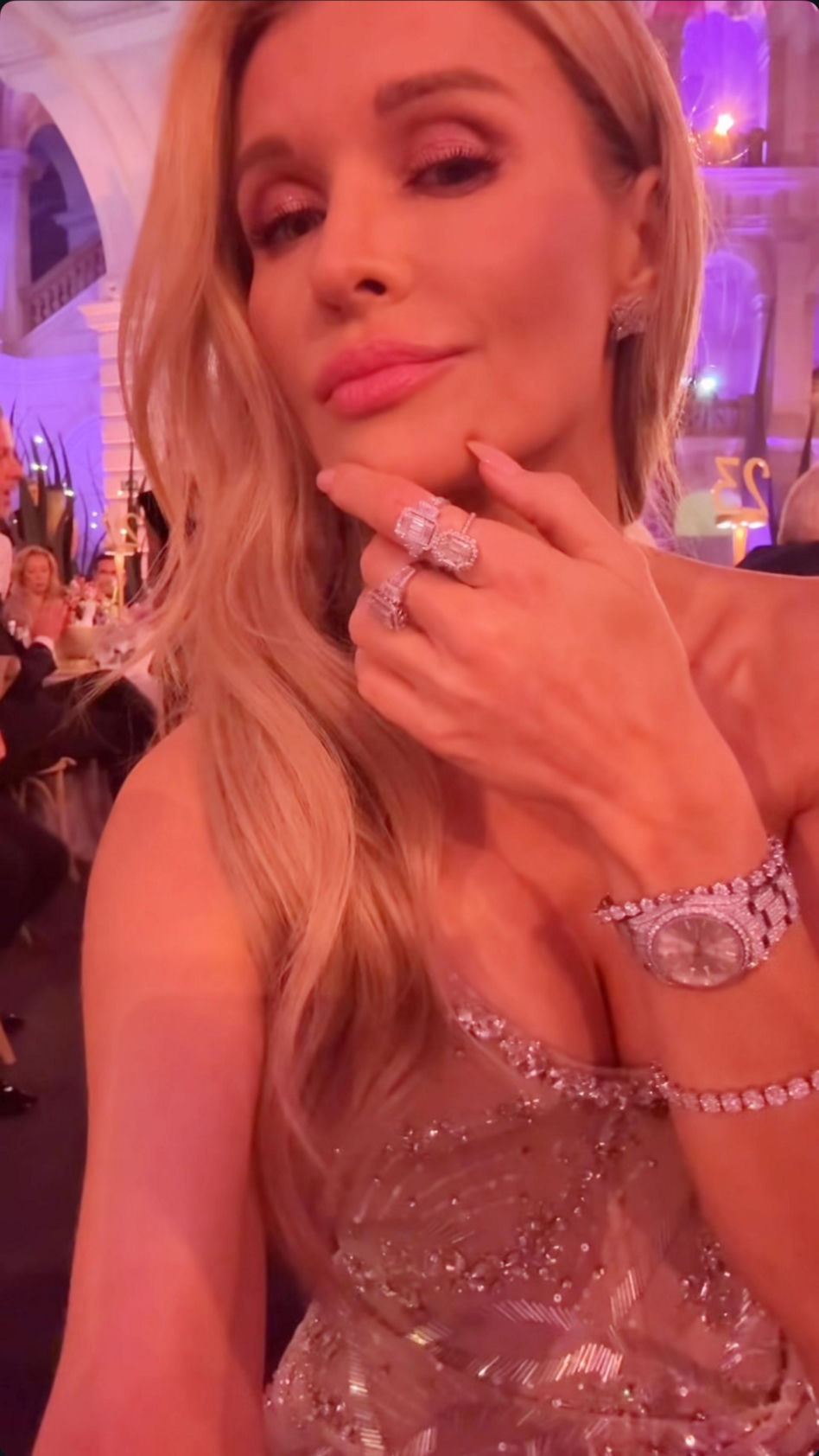 Joanna Krupa błysnęła na balu