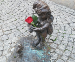 Para krasnali na wrocławskim rynku