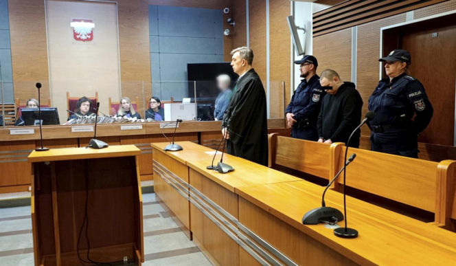 Siostra zamordowanego księdza płakała, gdy oczytywali wyrok dla Rafała J. Tego najbardziej bały się ofiary