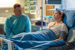 Na dobre i na złe, odcinek 985: Iga nie przeżyje operacji usunięcia tętniaka mózgu? Aleś będzie walczył o uratowanie ukochanej - ZDJĘCIA