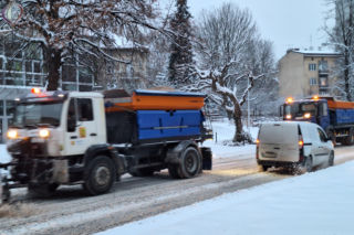 Podkarpacie pod śniegiem. Trudne warunki na drogach