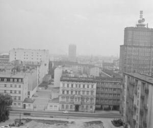 Łódź. Widok z hotelu Centrum na Centralę Tekstylną